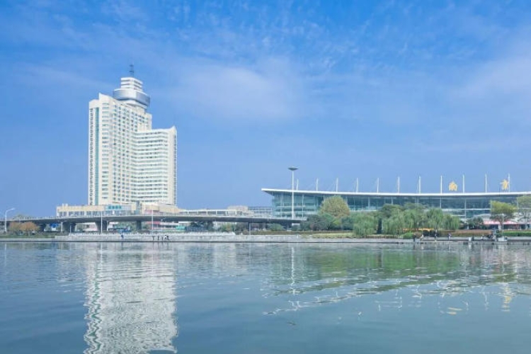 2026南京秋糖曙光国际大酒店乳饮休闲调味展商名录专刊